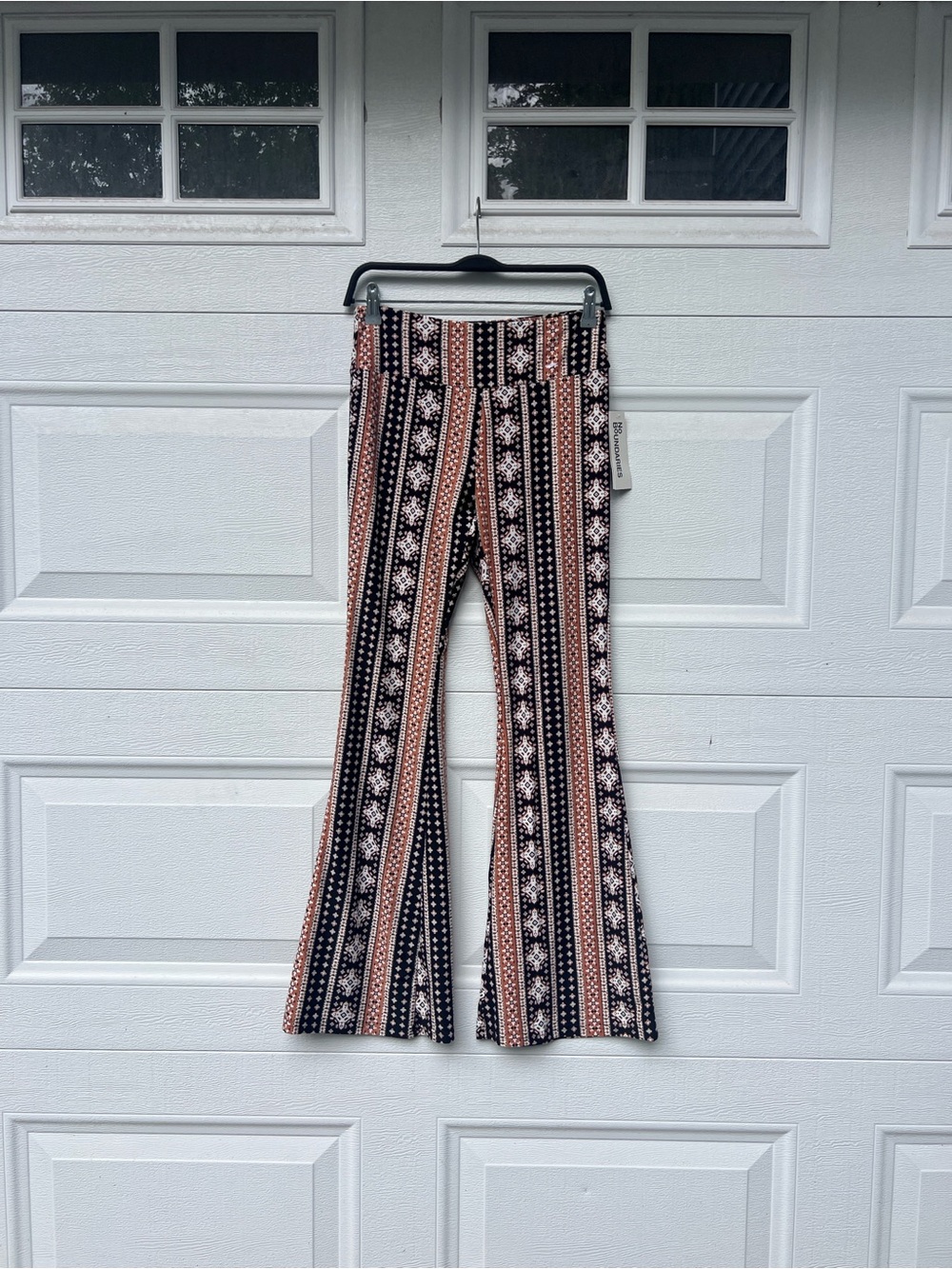 NWT Boho 70s Striped Floral Flare Pants black and rust size small
